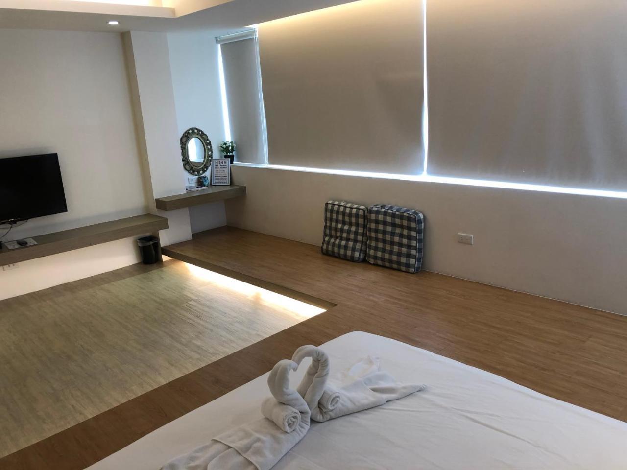 Happiness Dot Apartment Tamsui Bagian luar foto