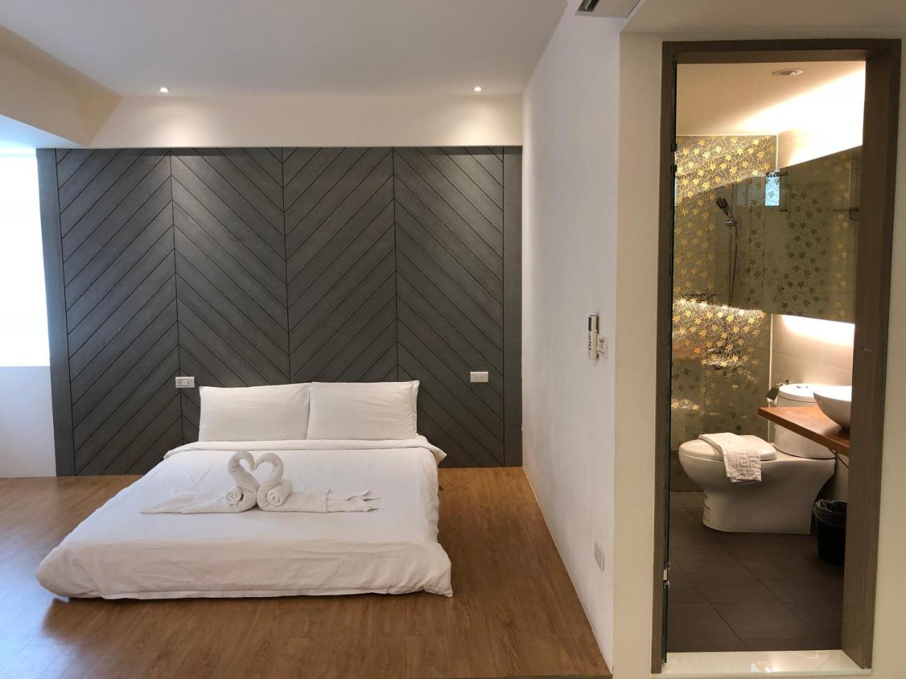Happiness Dot Apartment Tamsui Bagian luar foto